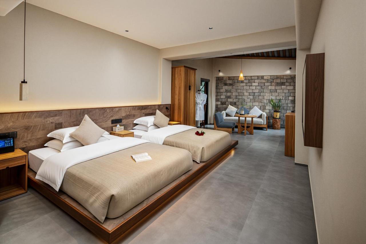 Deluxe Double or Twin Room with Garden View