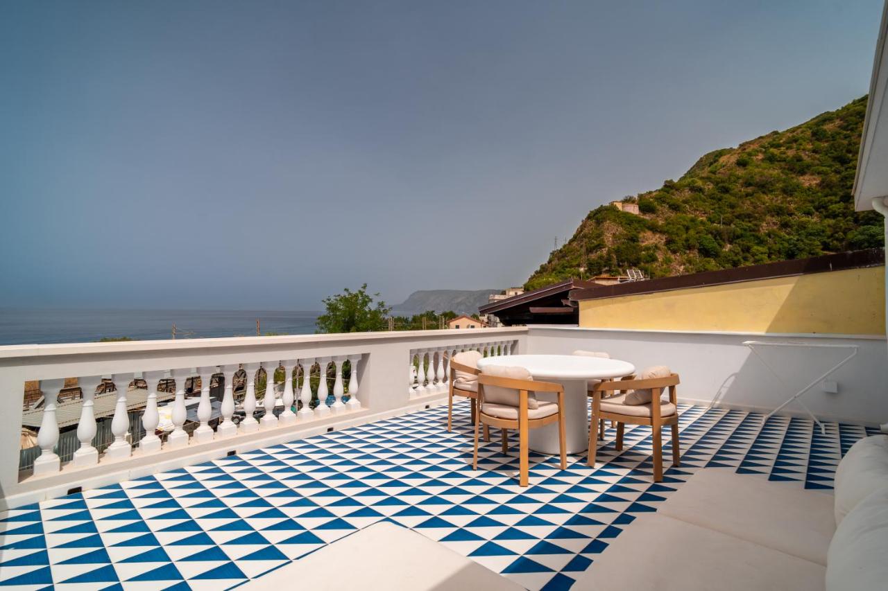 Lo Sfusato - B&B Favazzina