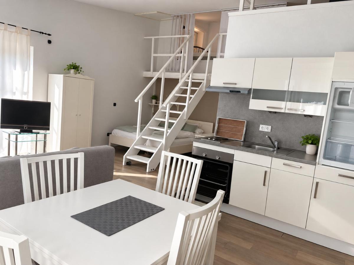 Gemütliches Apartment Tönisvorst - B&B Tönisvorst