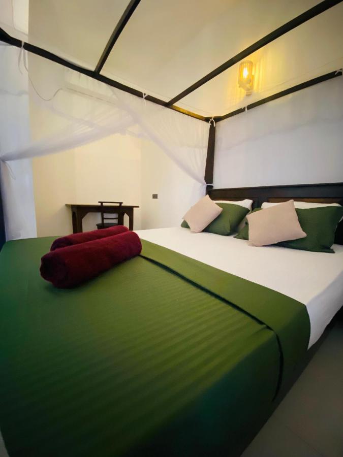 Kamer met Kingsize Bed en Uitzicht op Zee