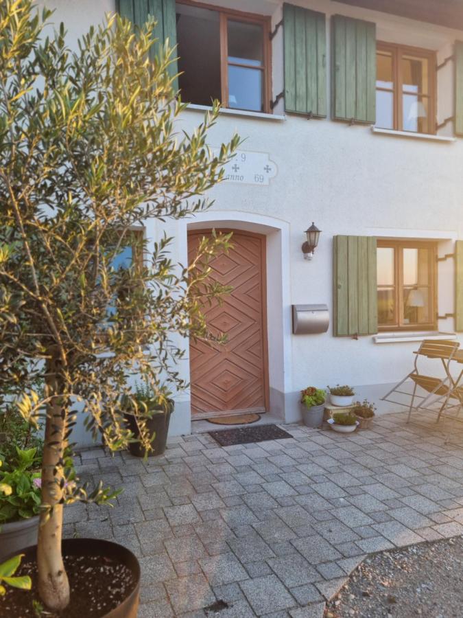 1869 - Historischer Hof, moderner Komfort und Allgäuer Charme - B&B Kronburg