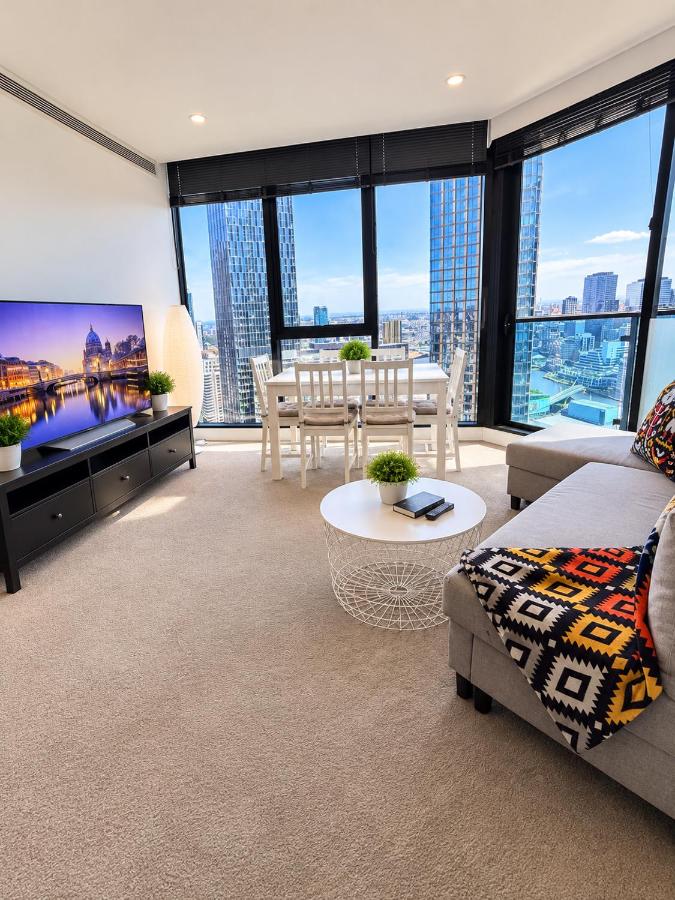LvL 40 Skyline 2BR Balcony Epic Melbourne Views Free Parking - Chambres d'hôtes Melbourne
