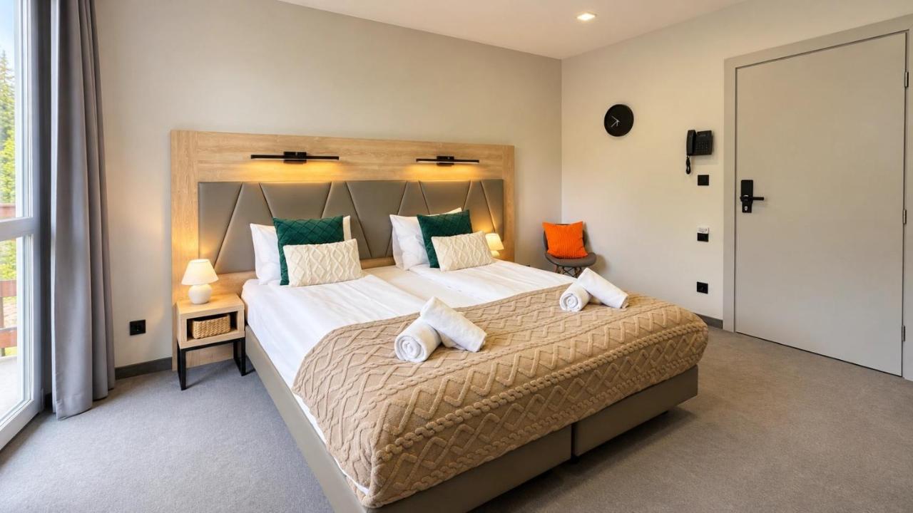 Doppelzimmer mit Balkon