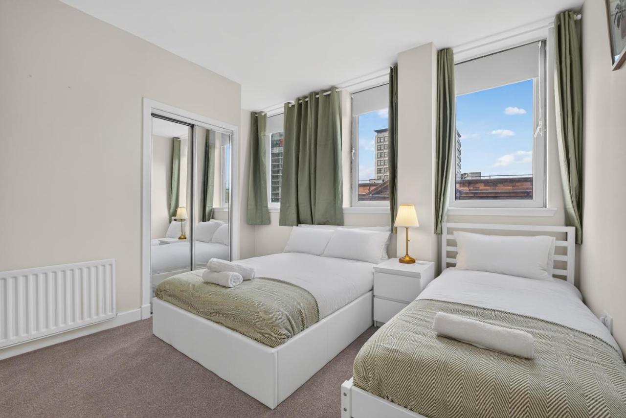 Stylish & Central 2-bedroom, Steps to King's Theatre - Ferienwohnung Glasgow
