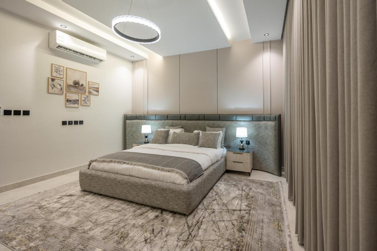 Three-Bedroom Apartment - High Floor