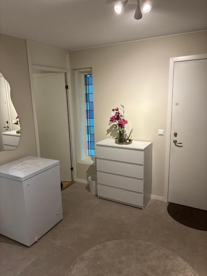 Cozy First-Floor Room and bathroom - B&B Oslo