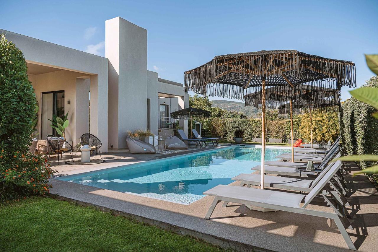 Villa Vega - "Heated" Pool & Nature - Holiways Collection - B&B Chania