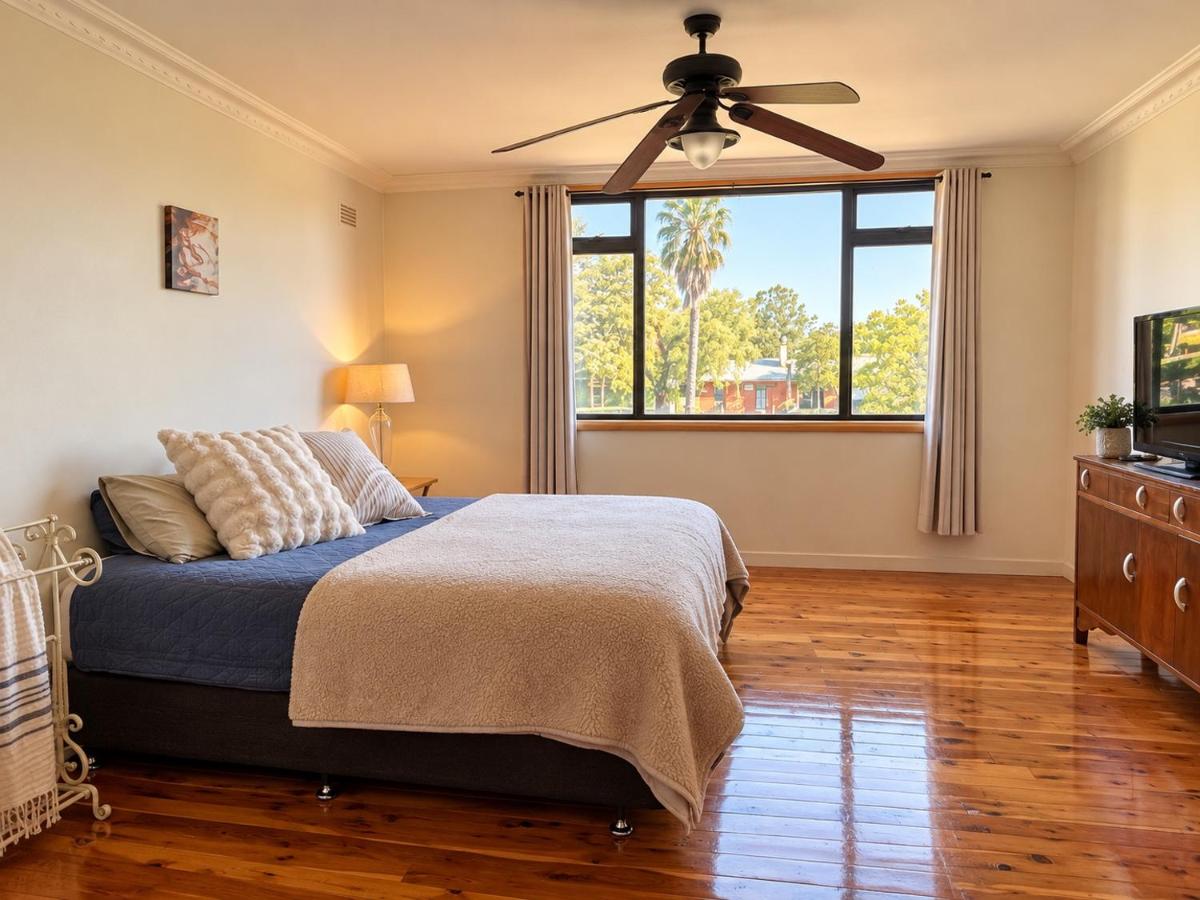 Rivadestra Guest House Sleeps 6 - B&B Darlington Point