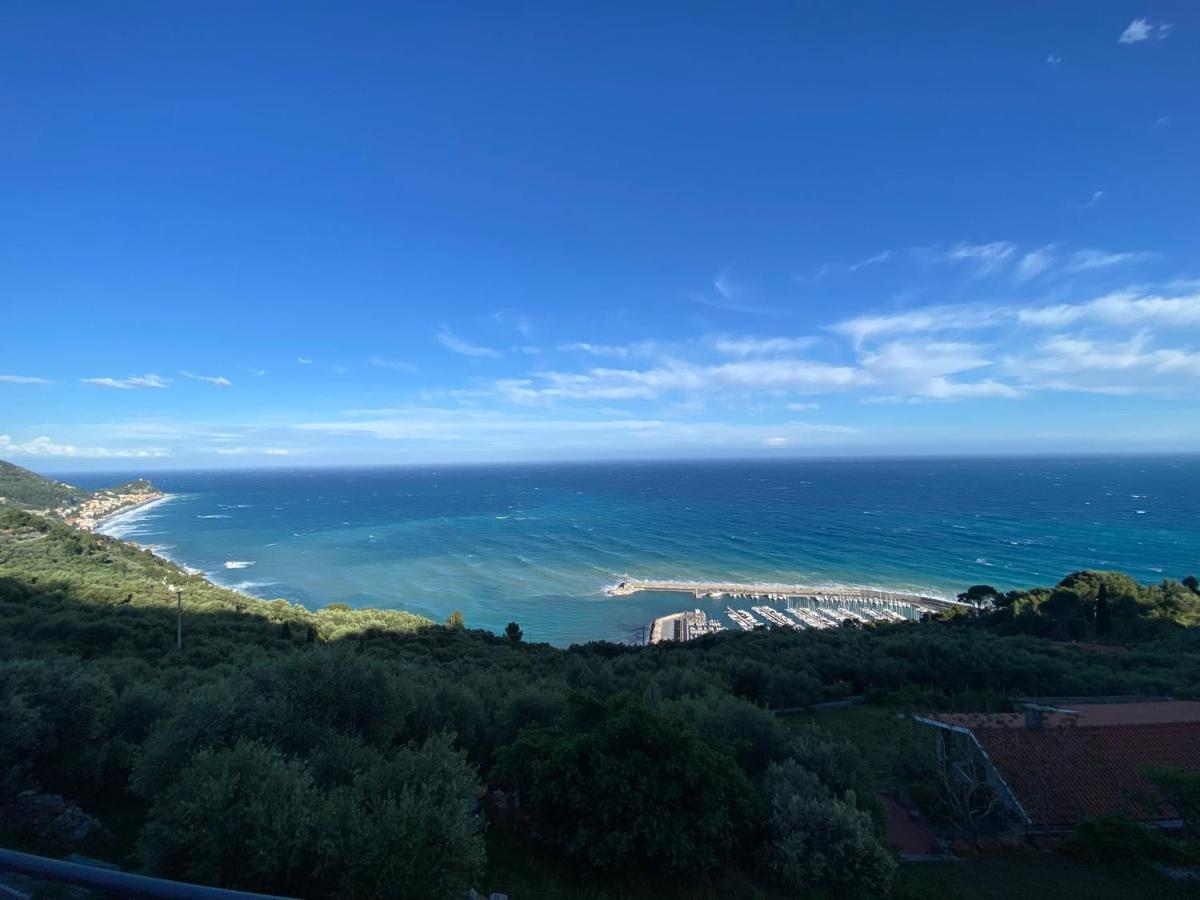 Gli ulivi della Monda - B&B Finale Ligure