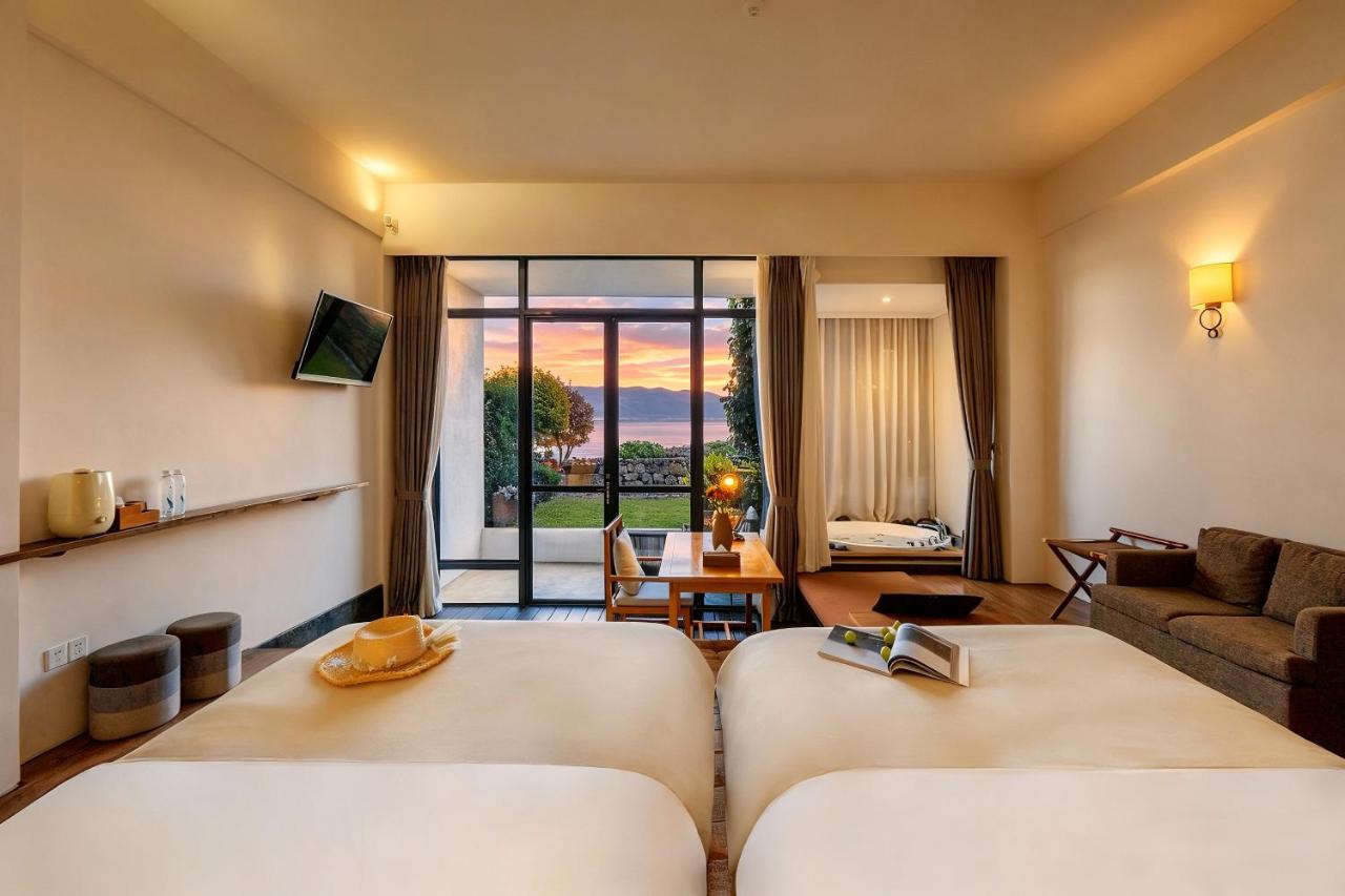 Twin Room with Lake View