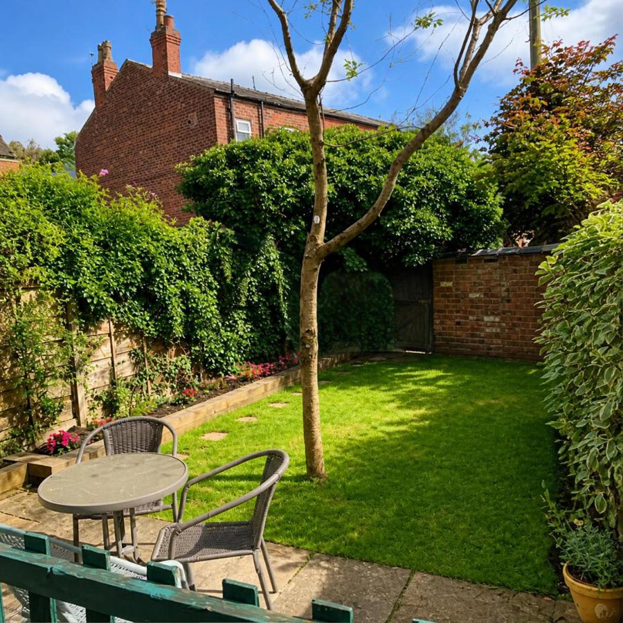 Cosy Victorian Home in Levenshulme's Trendy Suburb - B&B Manchester