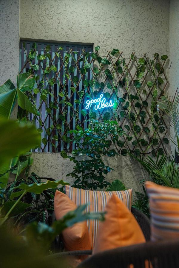 Aangan House Self Check-in Green Balcony Suite - B&B Alwar