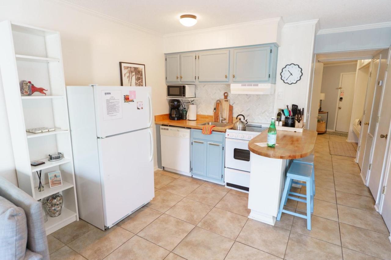 Palm Sol - Beach and Pool - B&B Tybee Island