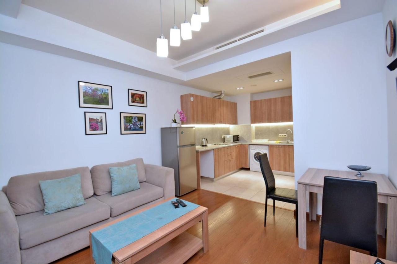 KH Apartments in Yerevan City Center Open Balcony 135 - B&B Ereván