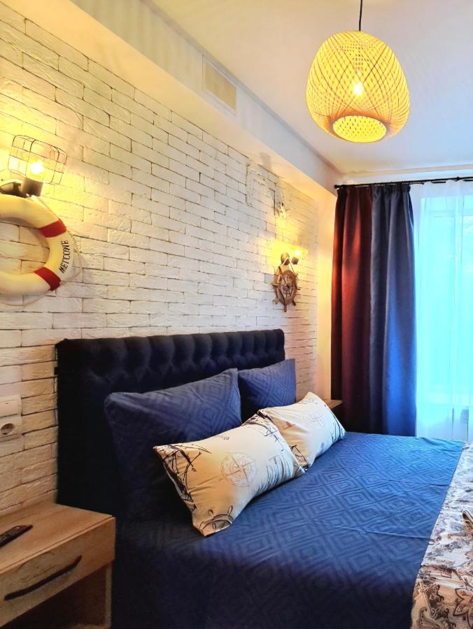 2 BDR apartment near Central Park, Center - Ferienwohnung Charkiw