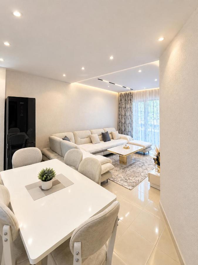 Nova Apartment - Ferienwohnung Tirana