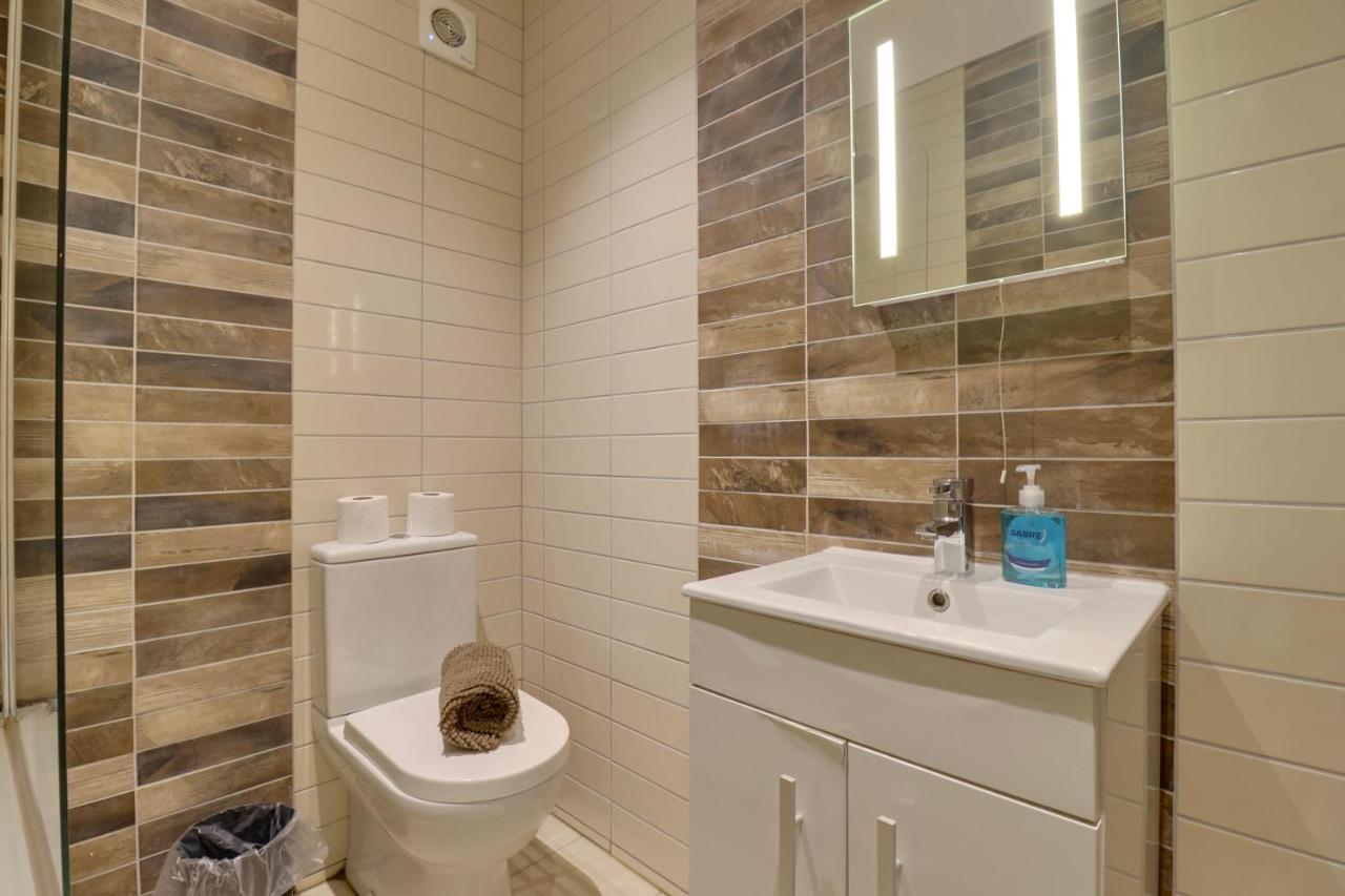 WorkStay Southsea Contractor Rooms & Ensuites - B&B Portsmouth