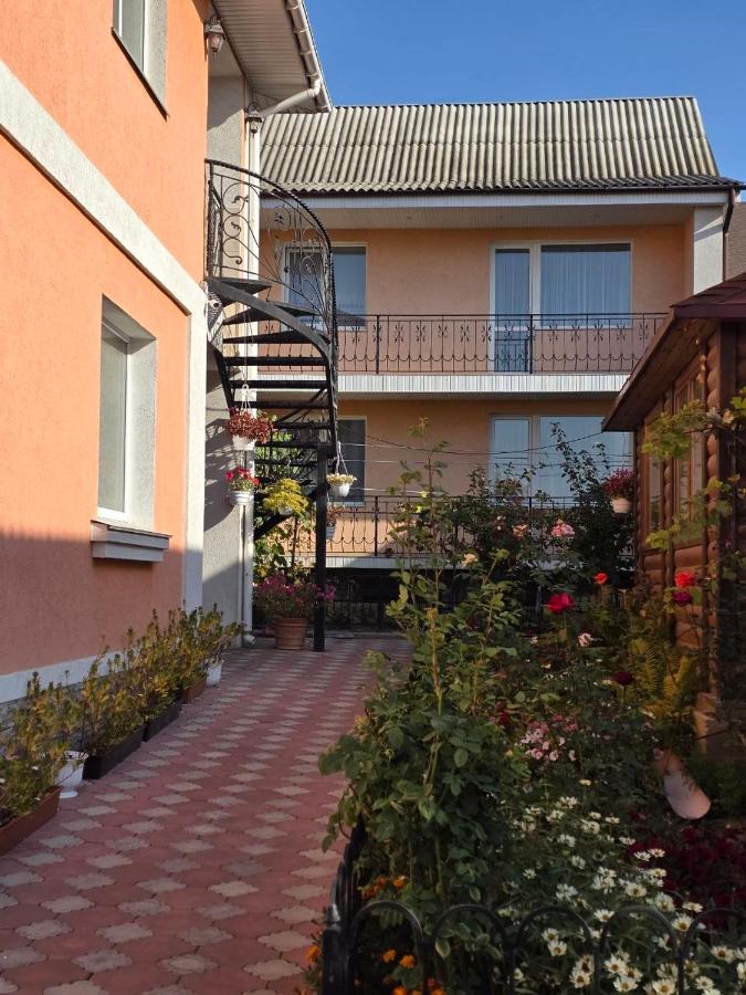 Затишний Будиночок - B&B Uman'