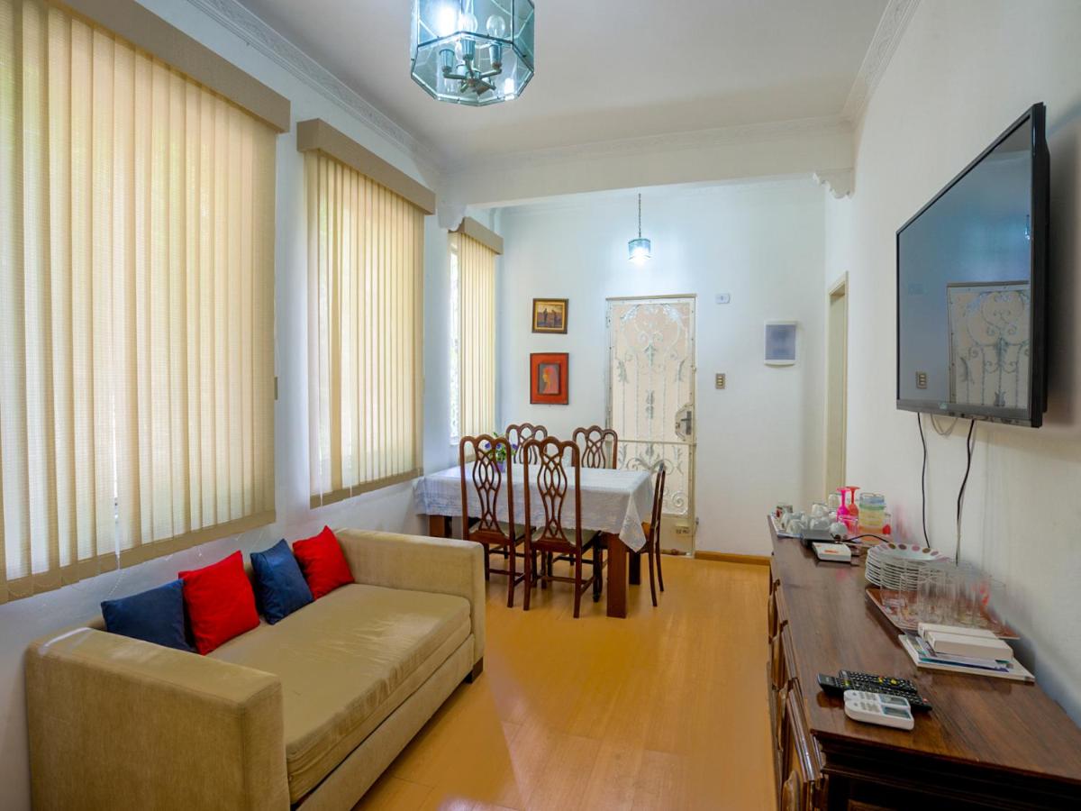 Copacabana posto 5 duas quadras da praia - B&B Rio de Janeiro