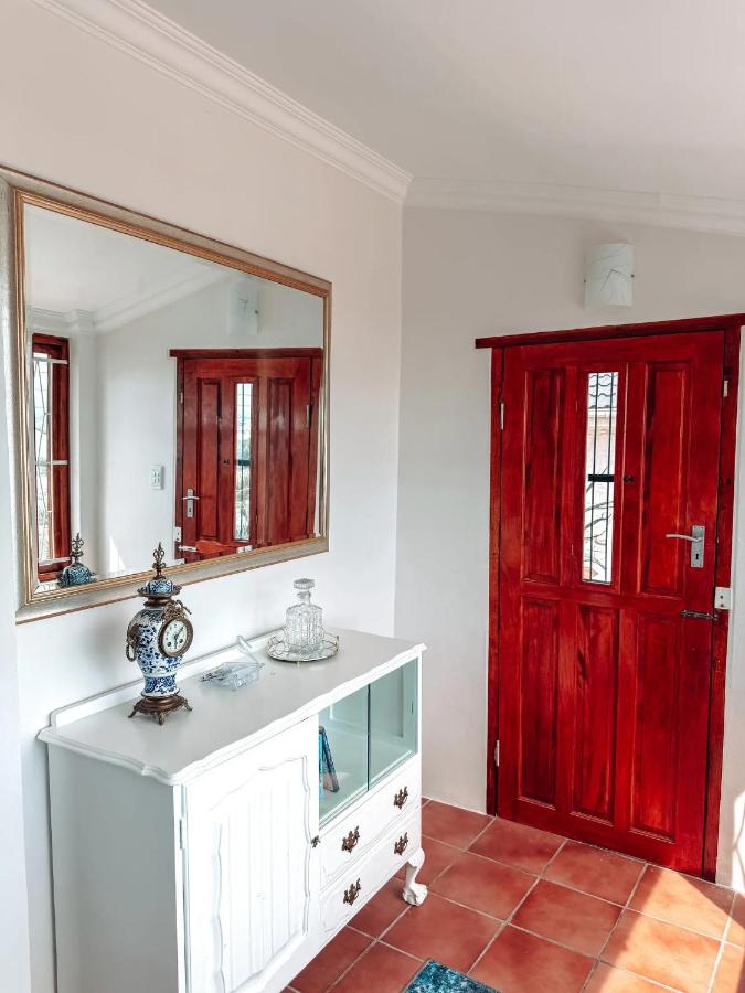 90 on Long - B&B Mossel Bay
