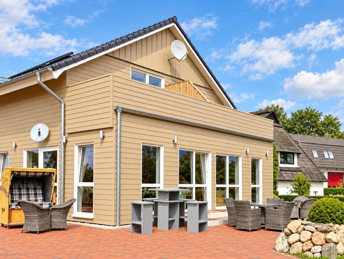 Haus zwischen den Wehlen bei Büsum, 16 Personen - B&B Westerdeichstrich