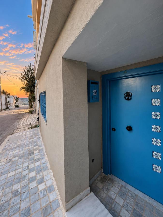 Blue Oasis Luxury Beach House La Marsa - Bed and Breakfast Douar el Hafey