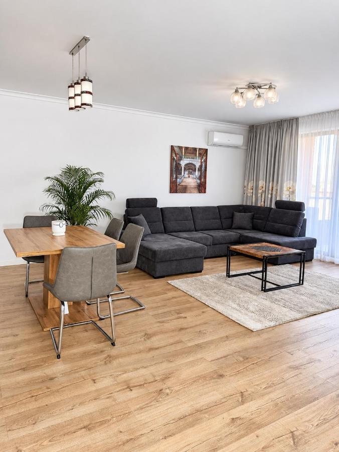 Homeland City Nest - Ferienwohnung Klausenburg