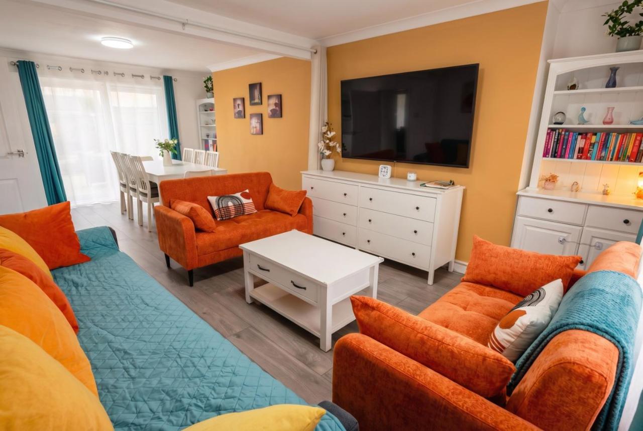 Relaxing & Accessible Family Escape by the coast - B&B Port Talbot