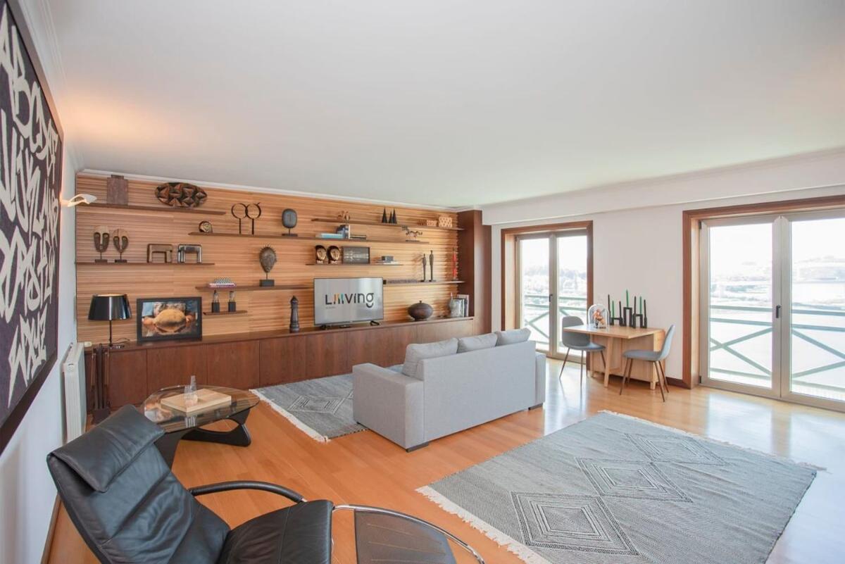 Liiiving in Porto - Douro Riverside Apartment - Chambres d'hôtes Porto