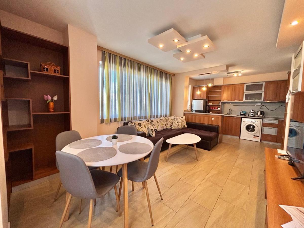 Cozy 1-Bedroom Apartment Near Old Town - Purple5 - B&B Plovdiv