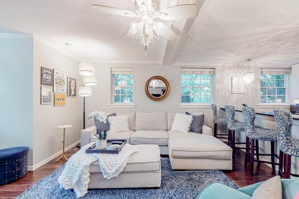 The Saint - B&B Fayetteville