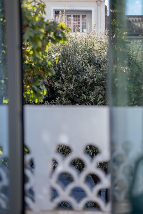 TS Modern Rooms - Skanderbeg Square - Bed and Breakfast Tirana