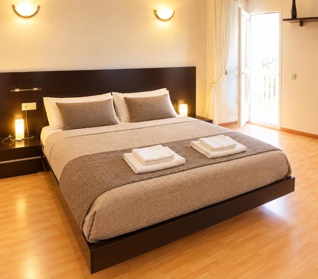 Casa Luna Toro - Bed and Breakfast Algodonales