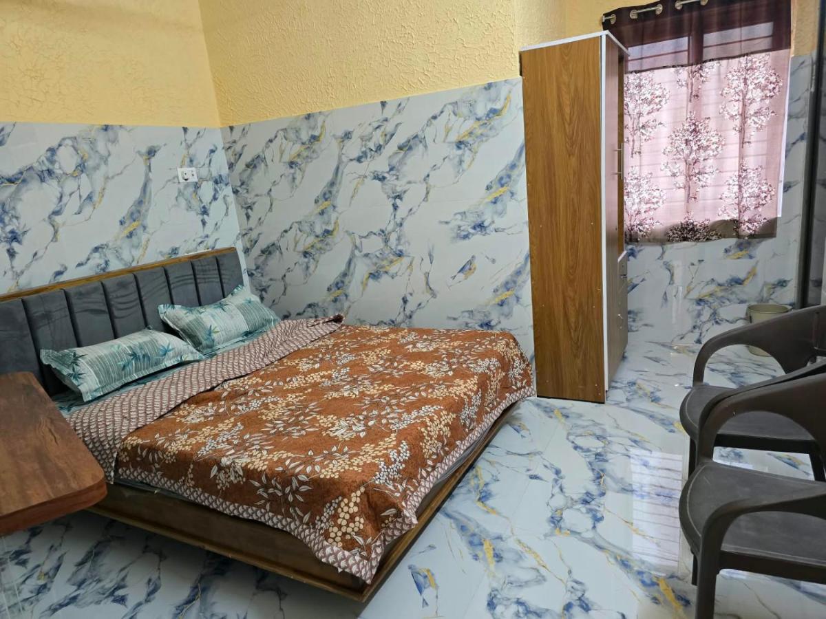 Udayalaya Serviced Apartment - B&B Kāraikkudi