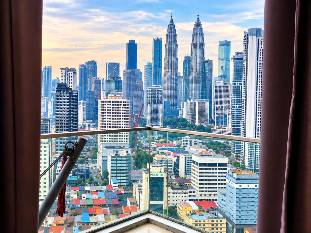 Regalia Residence Sky Pool KLCC Suites Near PWTC - Bed and Breakfast Kuala Lumpur