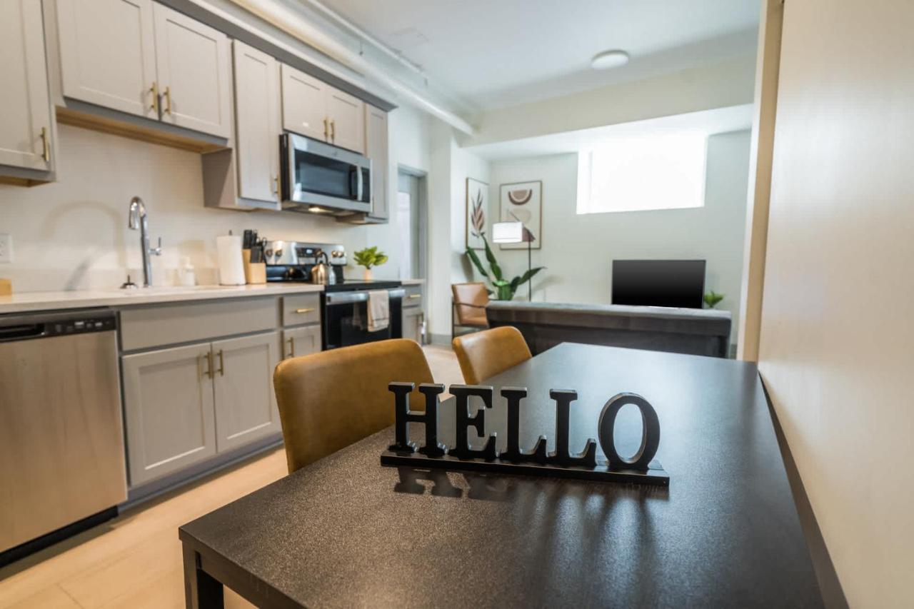 Bright and Modern Studio in Louisville # 102 - Bed and Breakfast Louisville