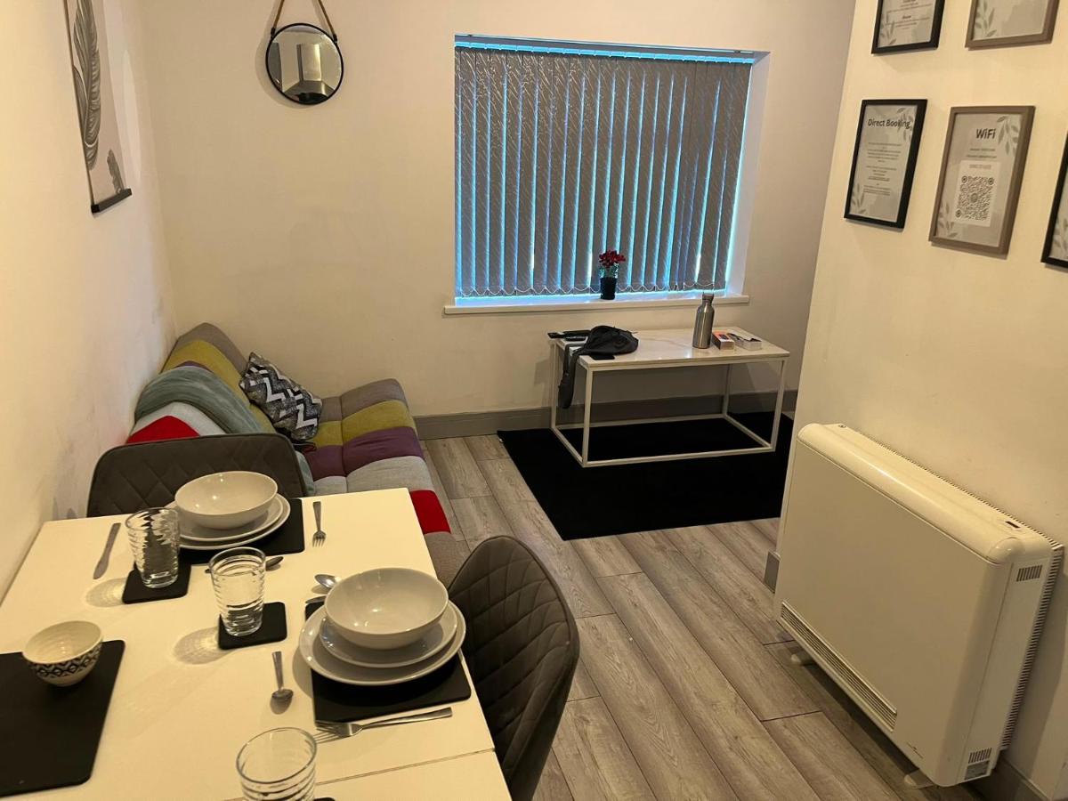 Gemstone Apartment - 1BDR - BHX Airport - B&B Solihull