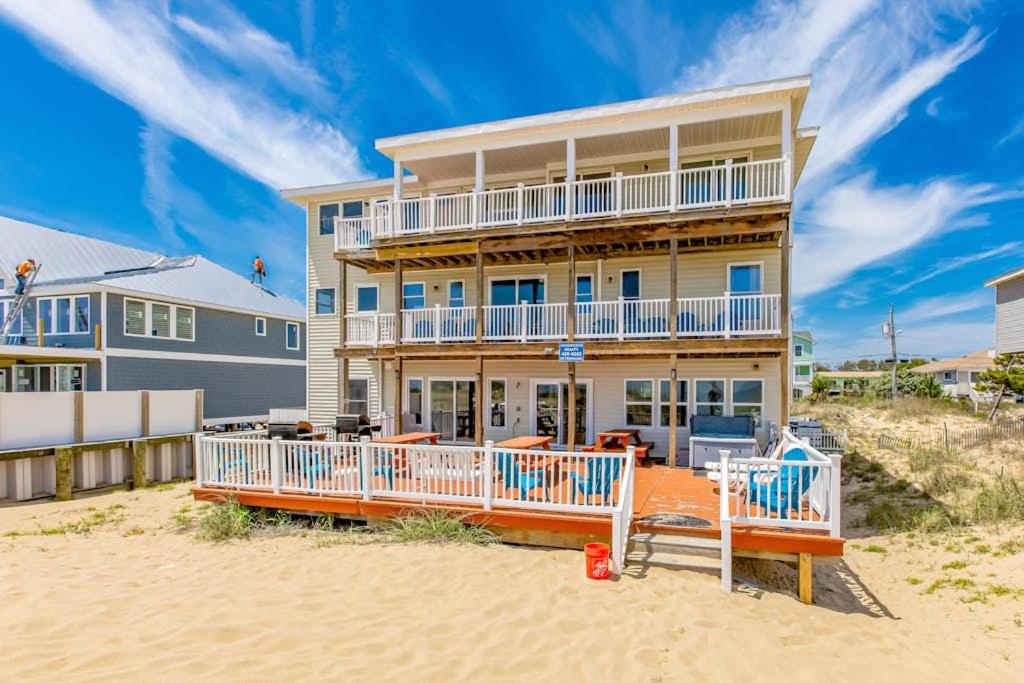 Oceanfront Villa - B&B Virginia Beach