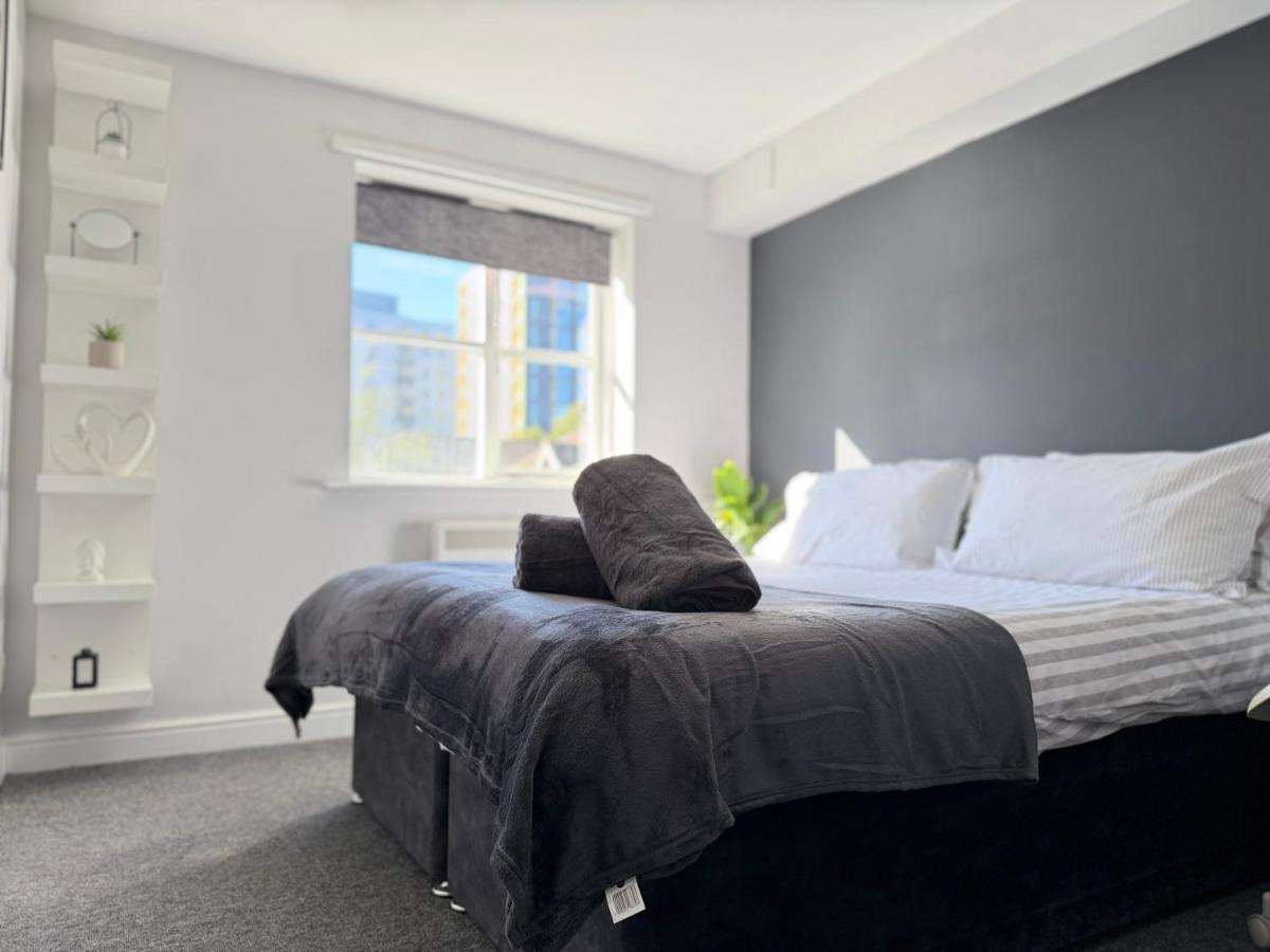 Greenwich DLR Free Parking Longer Stays - B&B London