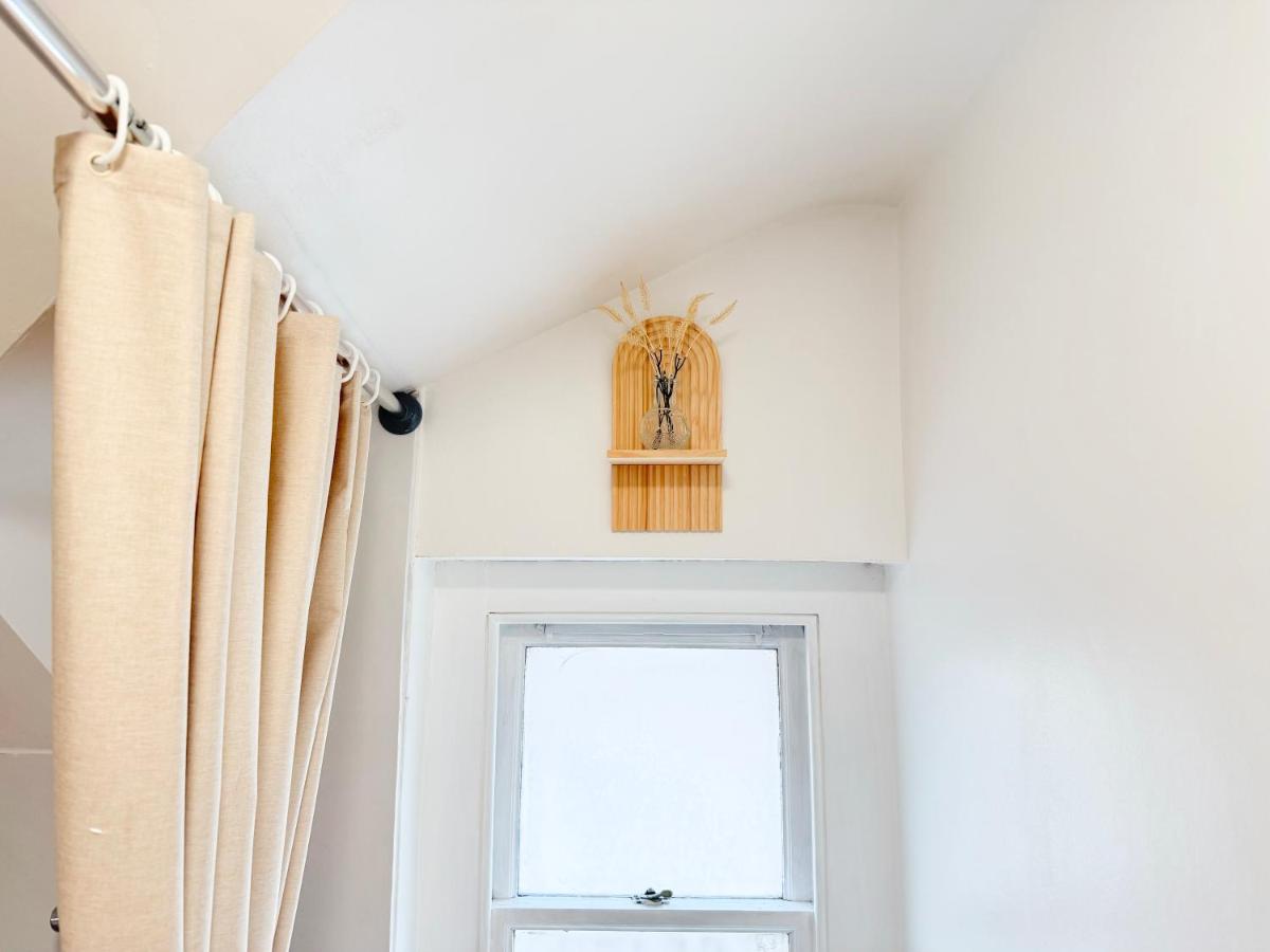 Bank, Liverpool Street, St Pauls Cathedral, Accommodation for Business Workers, Families, Tourists and Groups - B&B London