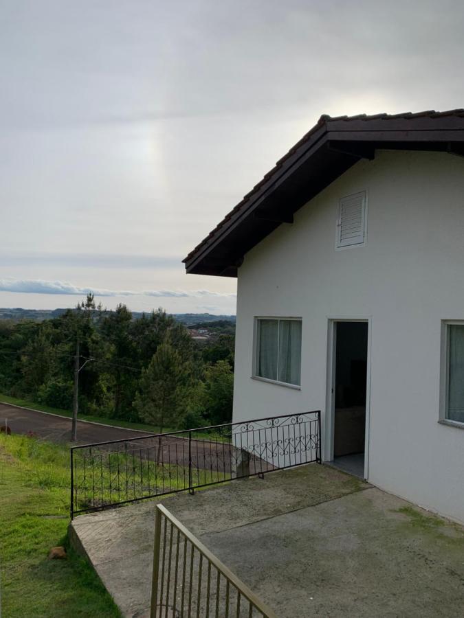 Hospedaria Alice - B&B Treze Tílias