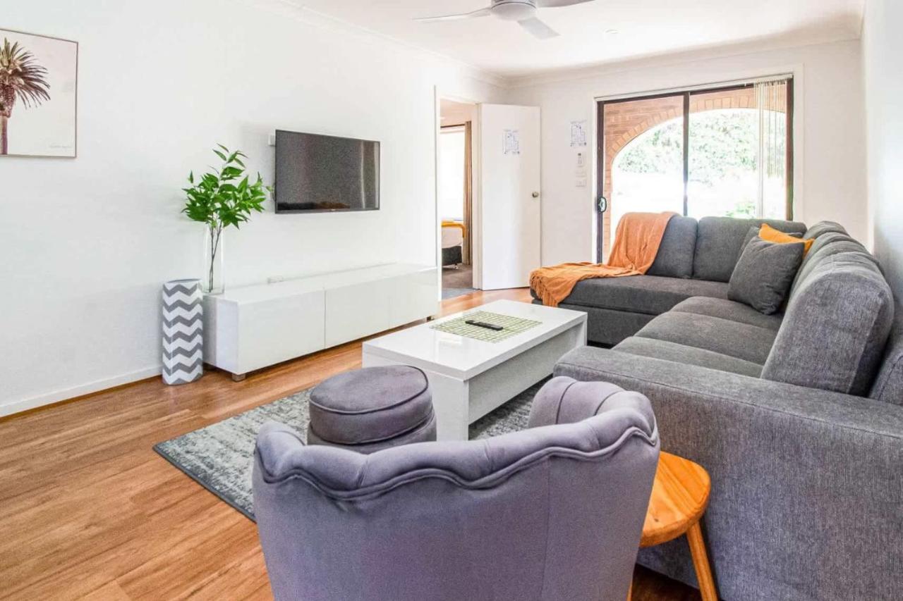 Langdon - Central Location, Modern Comforts - B&B Wog Wog