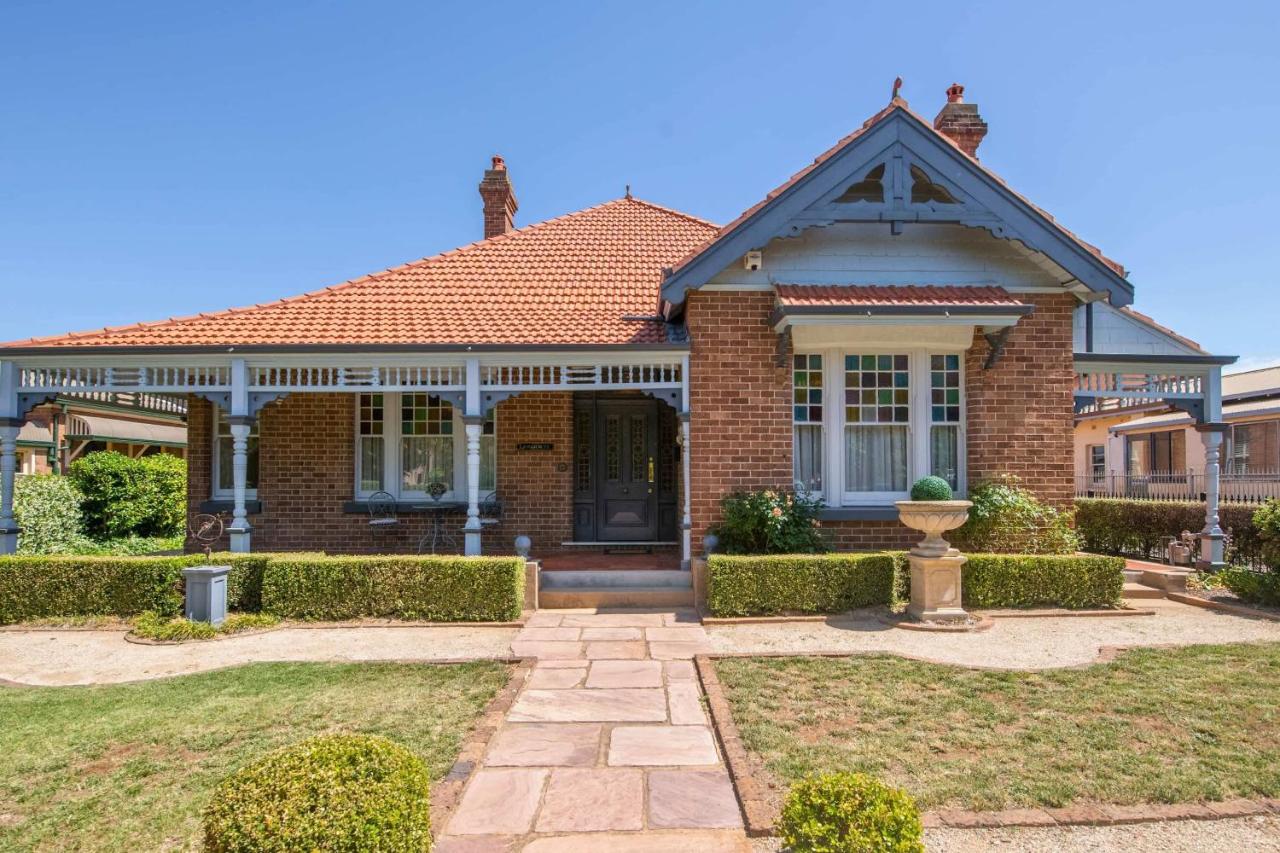 LANSDOWNE House - B&B Orange