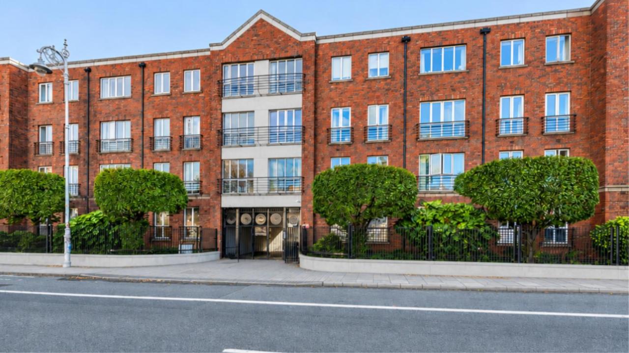 3 rooms 3 bathrooms ensuites central apartment - B&B Dublin