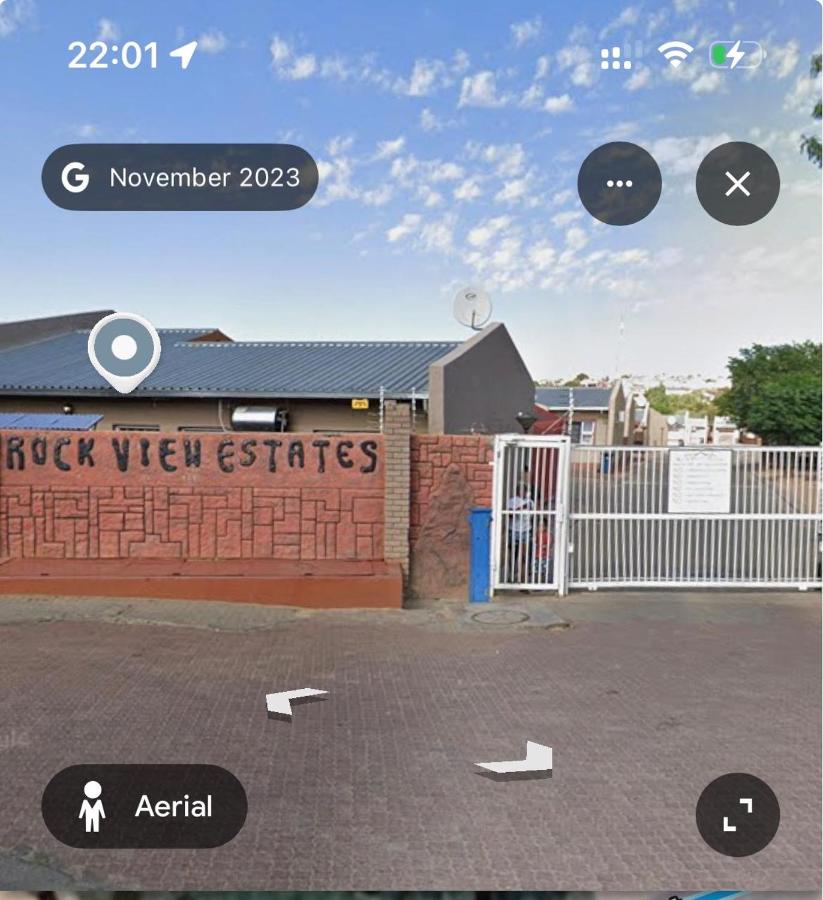 Casa Bonheur- ROCKVIEW Estate - B&B Windhoek