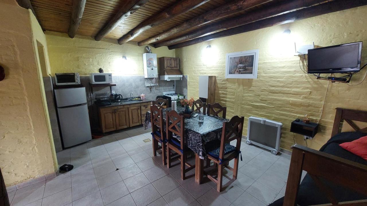 Cabañas Wenelcklén - B&B Uspallata