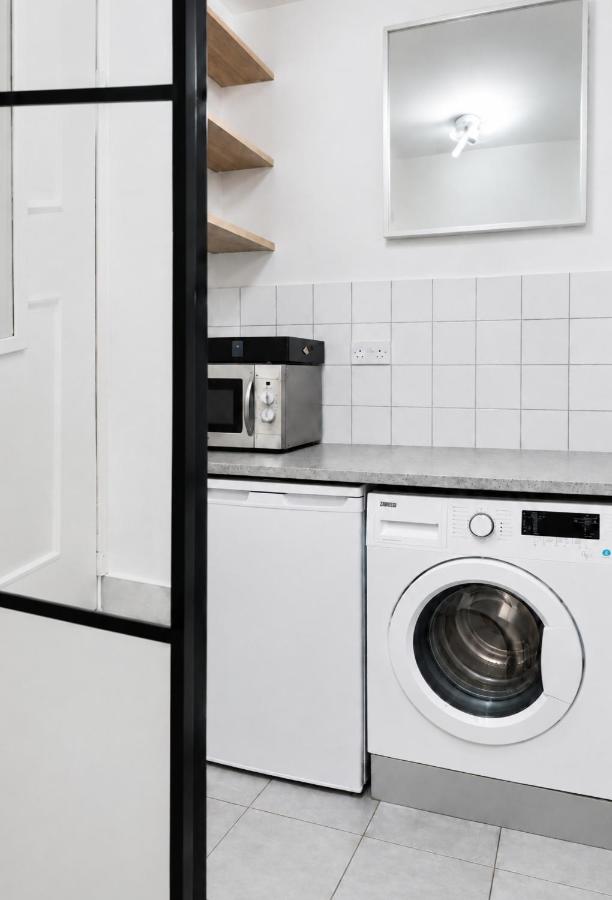 3 rooms 3 bathrooms ensuites central apartment - B&B Dublin