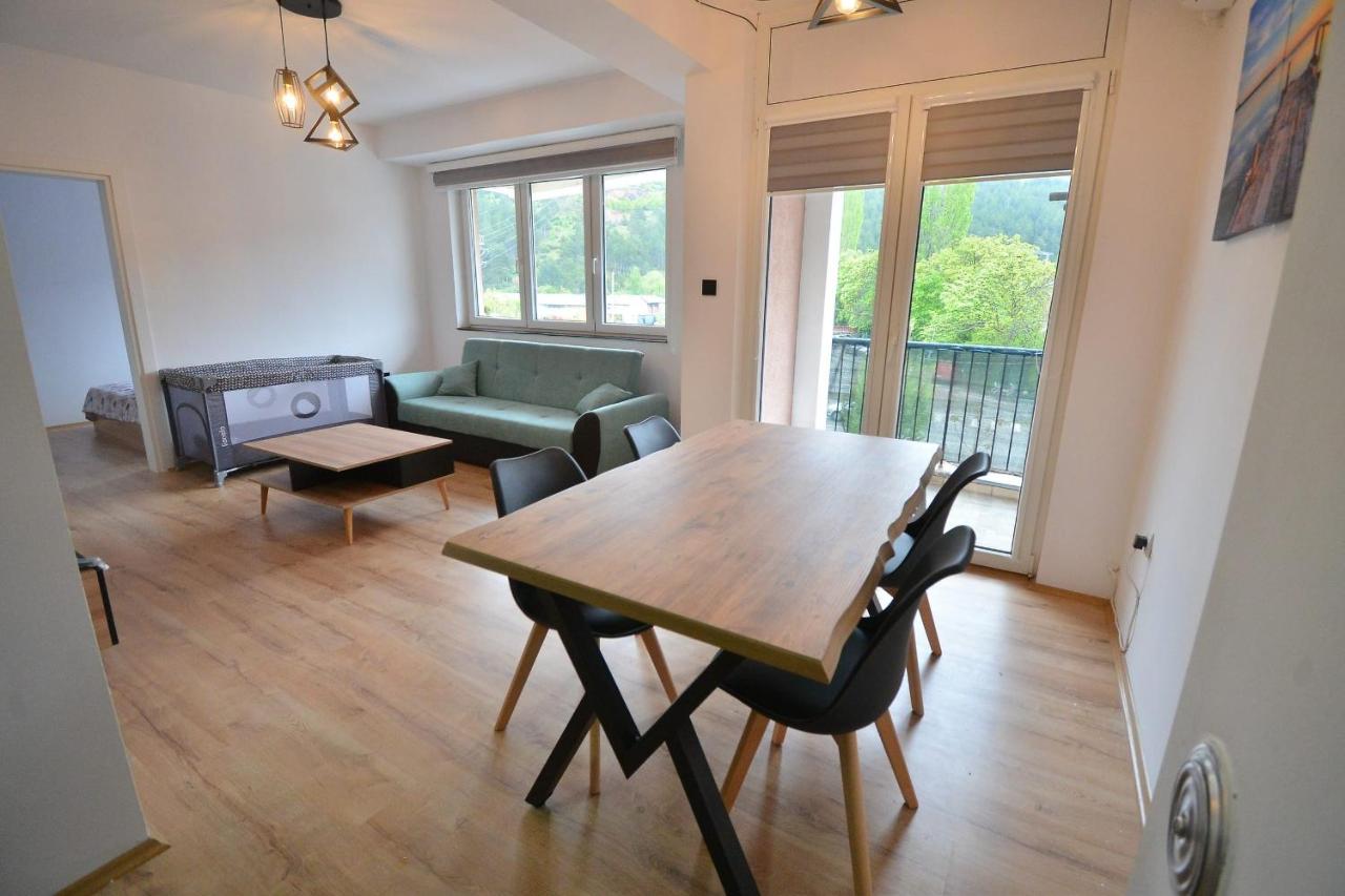 L&L Apartments-The Oasis Apartment Ohrid - Chambres d'hôtes Ohrid