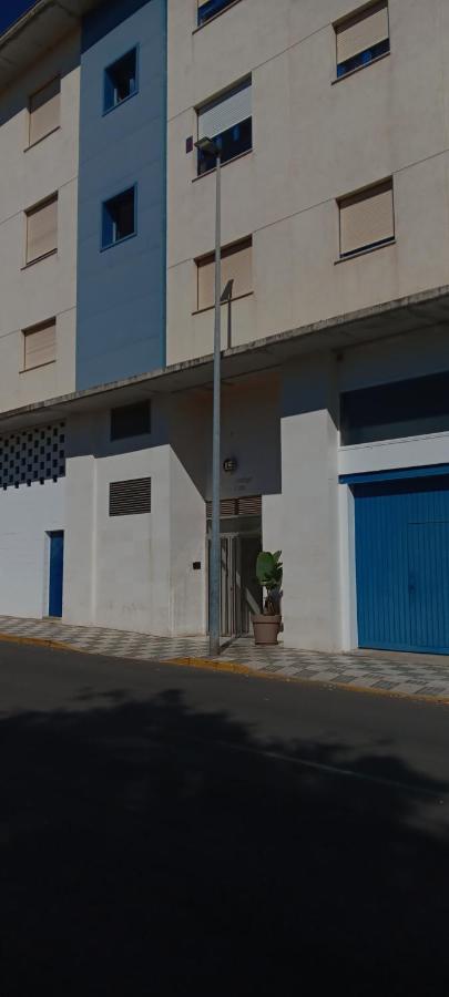 Moderno y Luminoso Apartamento para 3 personas - B&B Bormujos