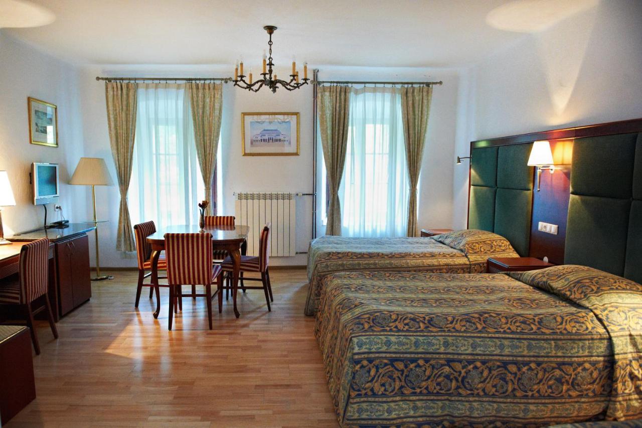 Habitación Familiar